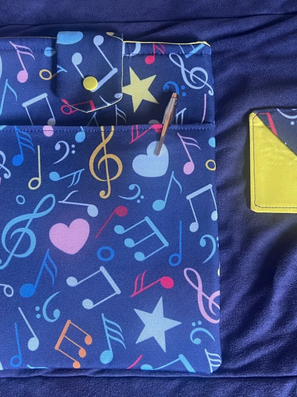 NWOT Music Note Small Book Sleeve, Corner Bookmark, Front Pocket